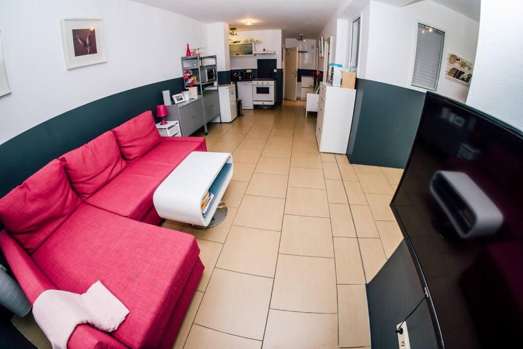 Sunny Apartment At Rostock - Pink Εξωτερικό φωτογραφία
