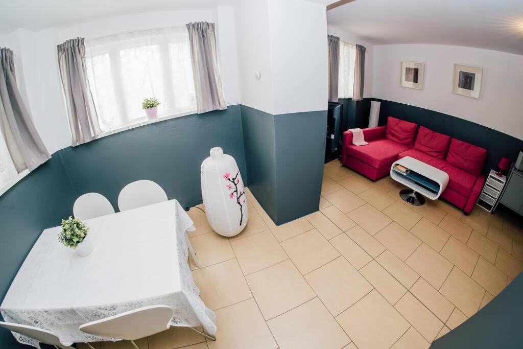 Apartment At Rostock - Pink Εξωτερικό φωτογραφία